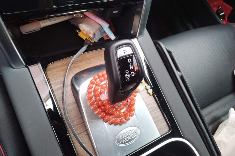 Used Land Rover Discovery Sport New Energy 2022 Facelifted P300e Plug-in Hybrid Electric Version