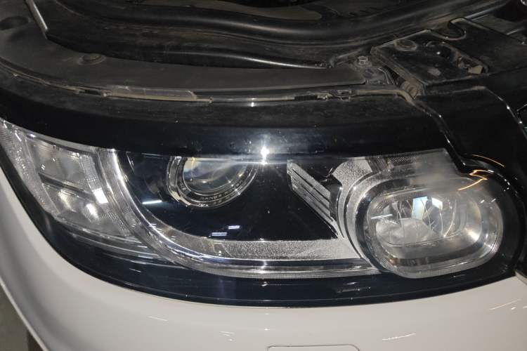 Used Land Rover Range Sport 2017 3.0 SC V6 HSE DYNAMIC Right Front Headlight