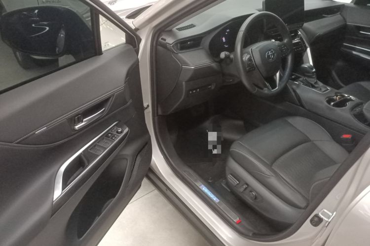 Used Toyota Venza 2022 2.0L CVT Two-Wheel Drive Prestige Edition