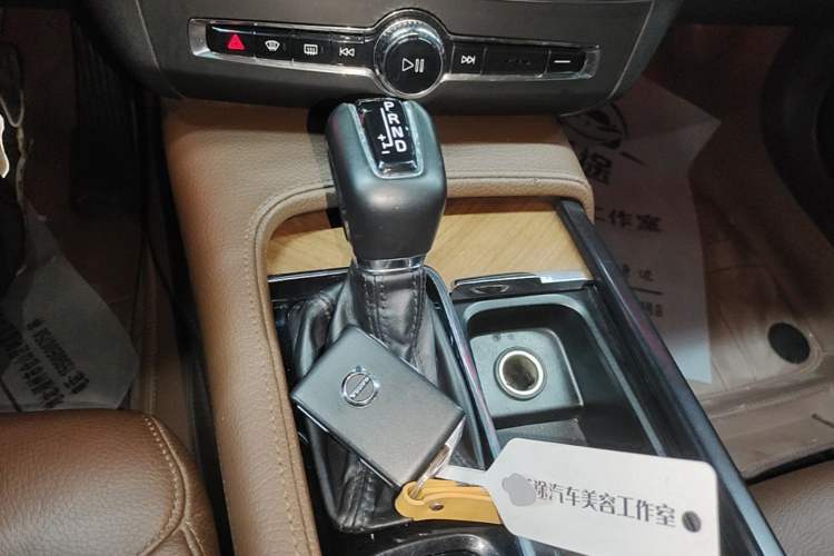 Used Volvo S90 2020 Facelifted T5 Zhiyi Luxury Edition