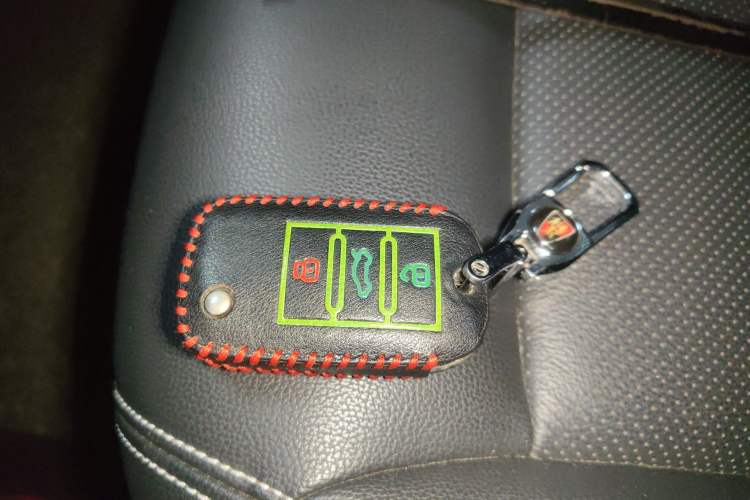 Used Roewe RX5 2016 20T Two-Wheel Drive Automatic Flagship Edition
