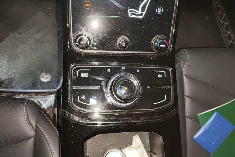 Used NETA U 2022 Pro 400 Comfort Edition