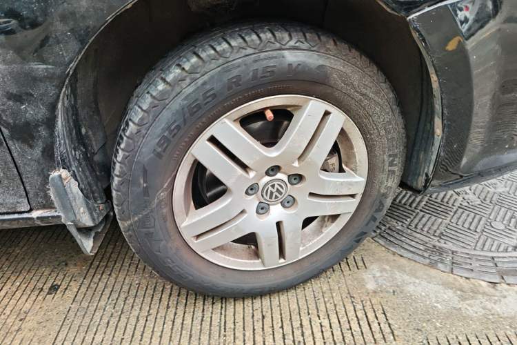 Used Volkswagen Bora 2011 1.6L Manual Fashion Edition
