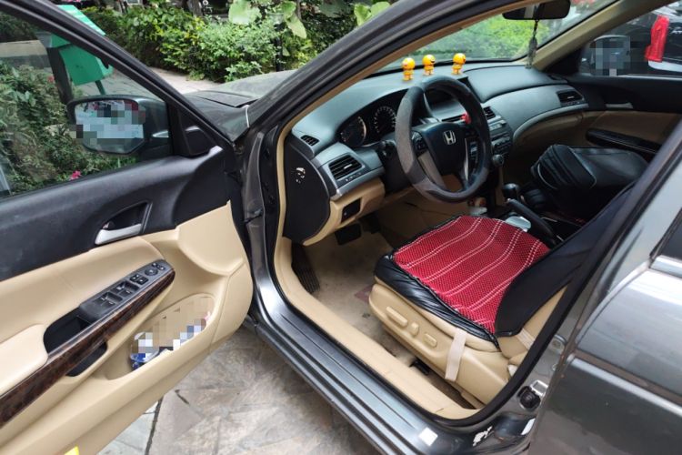 Used Honda Accord 2010 2.0L EX
