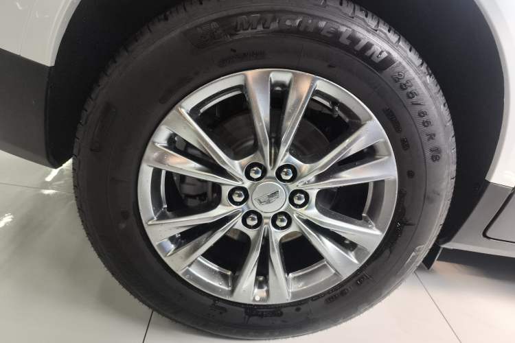 Used Cadillac XT5 2021 2.0T Two-Wheel Drive Luxury Version