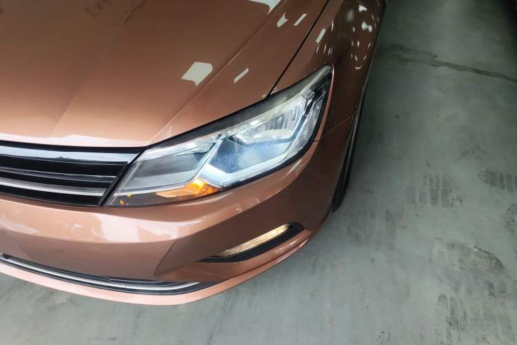 Used Volkswagen Lamando 2015 280TSI DSG Comfort Edition
