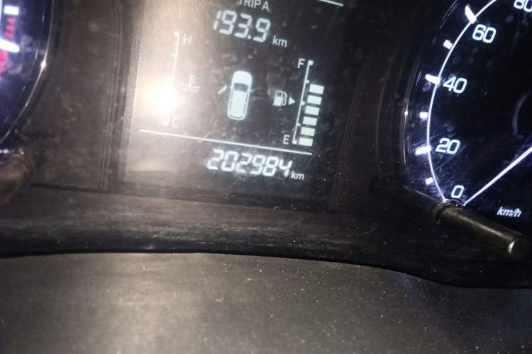 Used CHANGAN OSHAN X70A 
