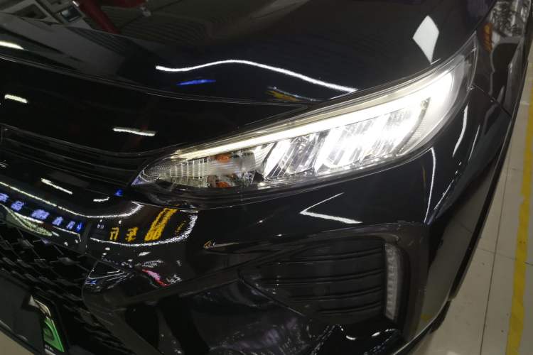 Used Toyota Wildlander New Energy 2021 High-Performance Edition 2.5L Two-Wheel Drive Powerful Version
