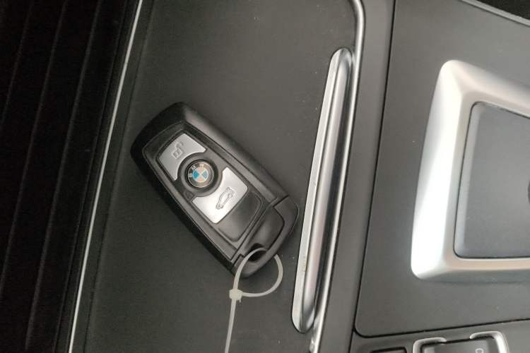 Used BMW 3 Series 2016 320Li Ambition Model Interior 1