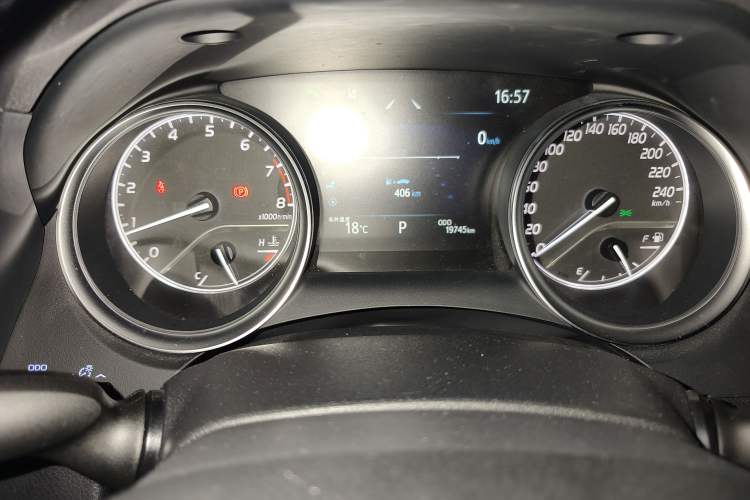 Used Toyota Camry 2023 2.0G Luxury Edition