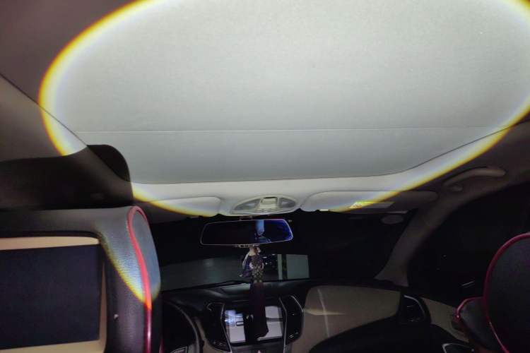 Used Hyundai Santa Fe 2013 2.0T Automatic All-Wheel Drive Prestige Version Headliner