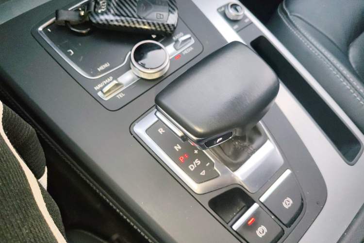 Used Audi Q5L 2020 Updated 40 TFSI Prestige Fashion Edition