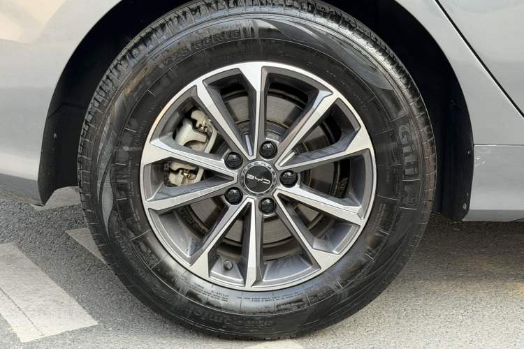 Used BYD Destroyer 05 2024 HONOR Edition DM-i 55KM Luxury Model