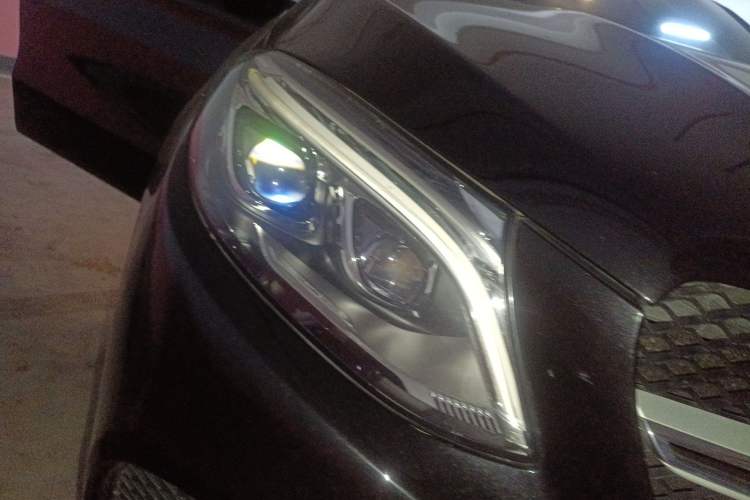 Used Mercedes-Benz GLE Coupe 2017 GLE 400 4MATIC Coupe SUV Right Front Headlight