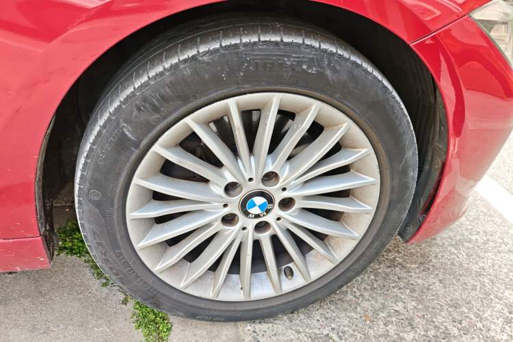 Used BMW 3 Series 2013 Facelifted 320Li Luxury Design Package