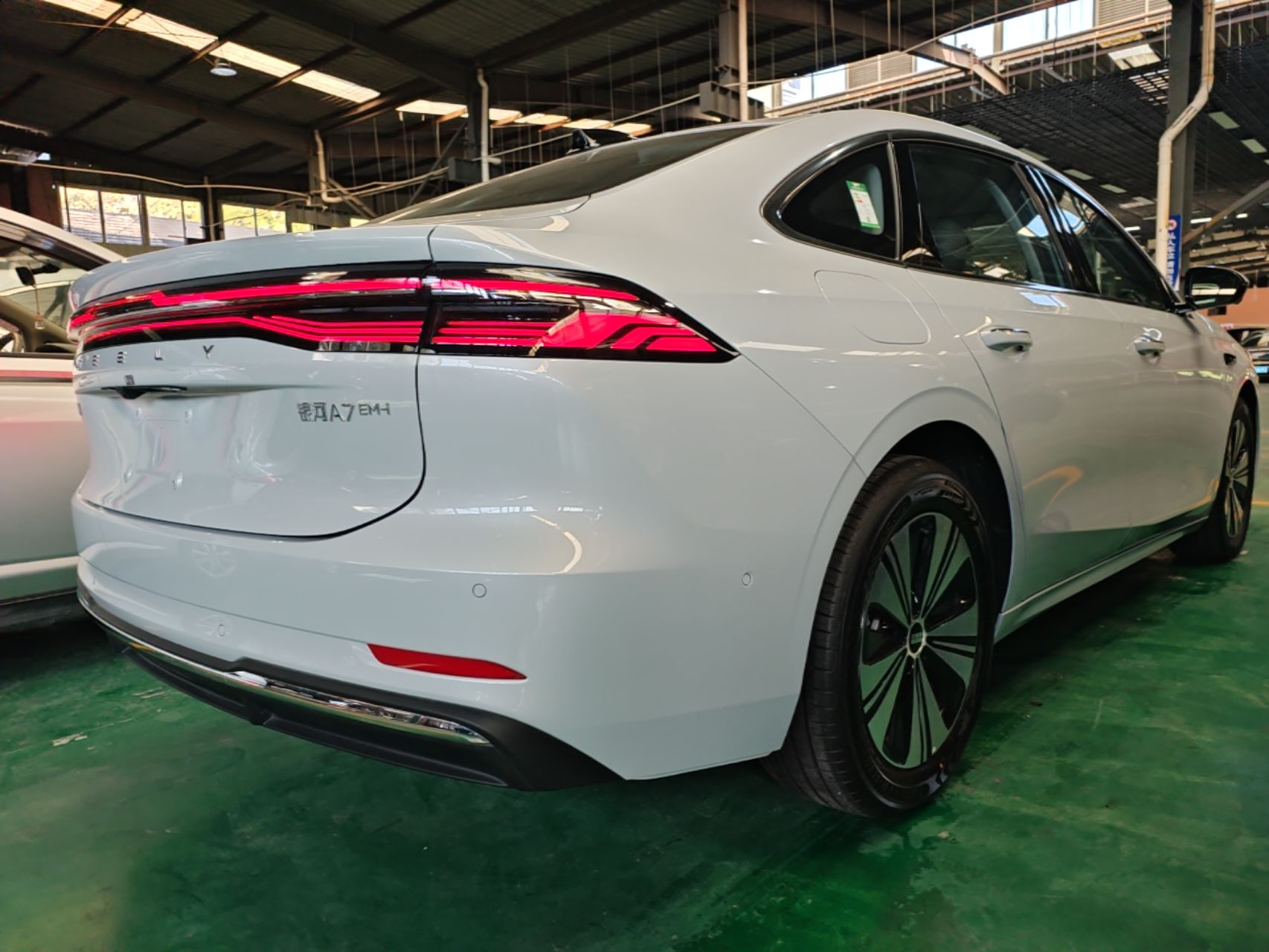 Geely Galaxy A7 2025 Model EM-i 150km Exploration+ Edition — снимка 6