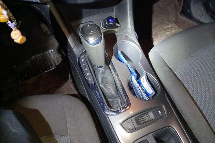 Used Chevrolet Cruze 2017 1.5L Automatic Pioneer Sunroof Edition
