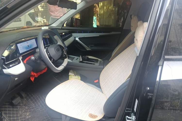 Used Geely Auto FX11 2024 1.5TD DCT Prestige Edition