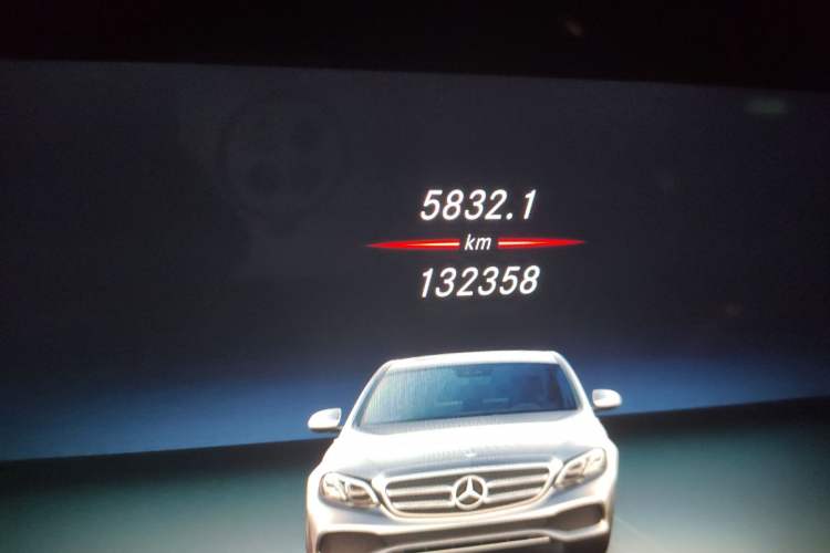 Used Mercedes-Benz E-Class 2020 Facelift E 260 L Sport Edition
