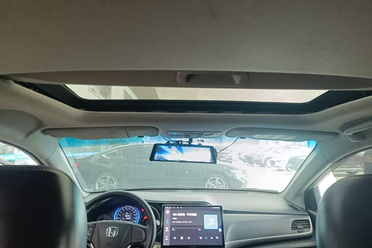 Used Honda Crider 2016 1.8L CVT Luxury Edition Headliner