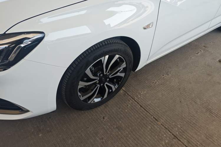 Used Chevrolet Monza 2022 Light Hybrid RS 330T Automatic Comfort Edition
