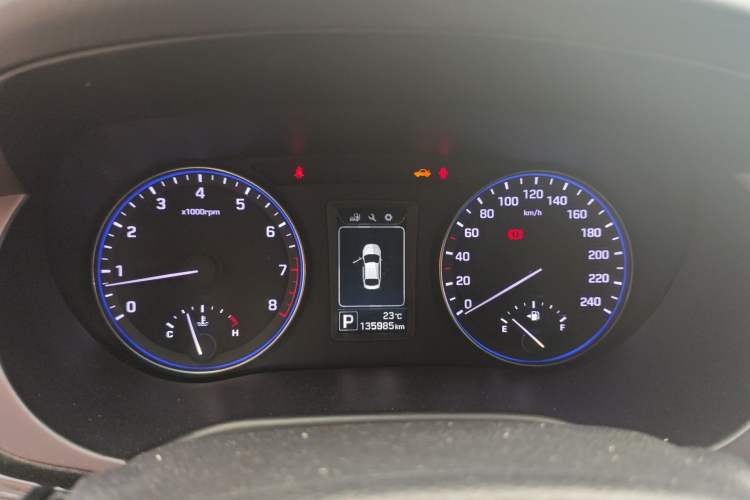 Used Hyundai Mistra 2014 1.8L Automatic Smart GLS Instrument Cluster