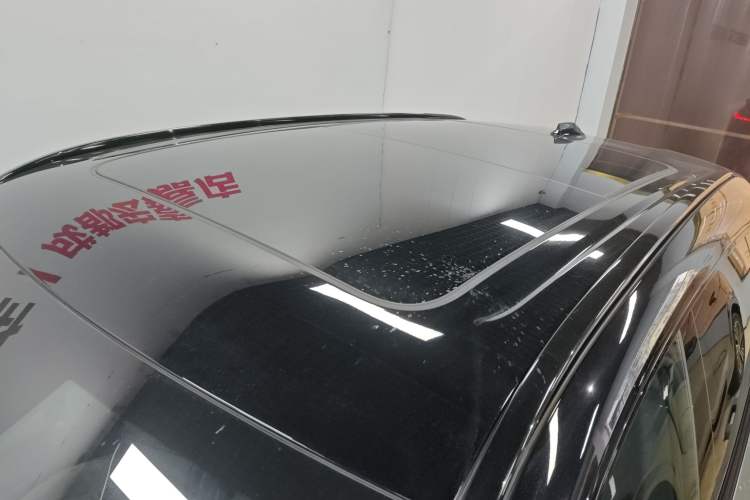 Used Lynk & Co 08 EM-P 2023 220km All-Wheel-Drive Performance Halo Roof