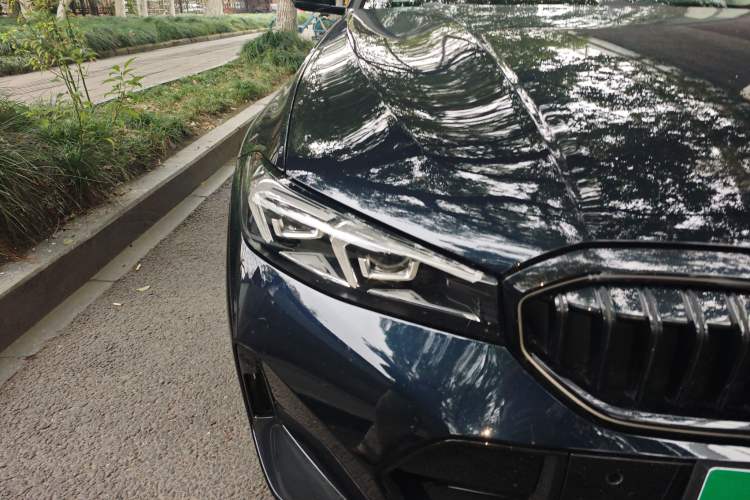 Used BMW 3 Series 2025 330Li M Sport Shadowline Package