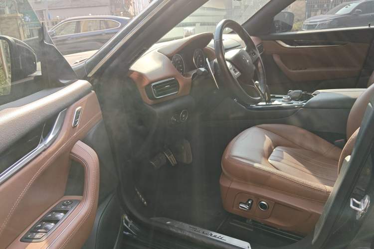 Used Maserati Levante 2022 2.0T GT Sharp Edition
