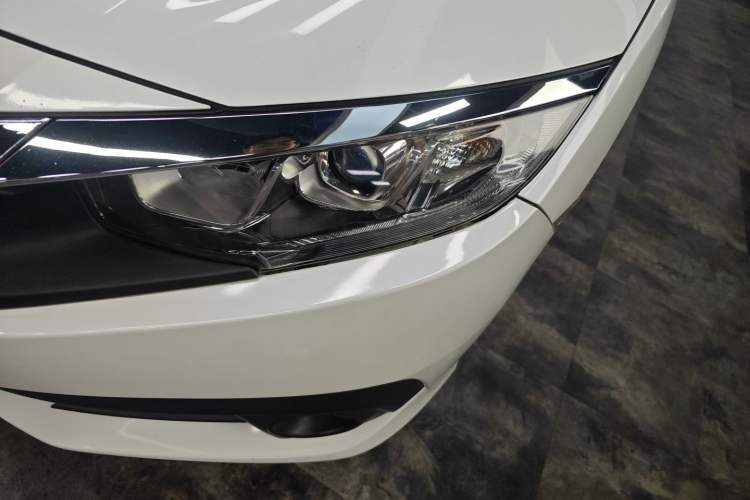 Used Honda Civic 2016 220TURBO CVT Luxury Edition Left Front Headlight
