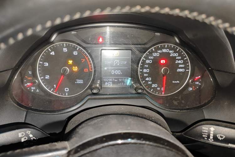 Used Audi Q5 2017 40 TFSI Technology Edition Instrument Cluster