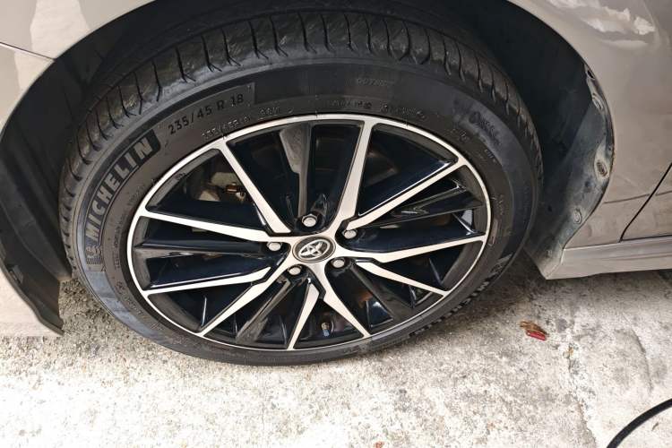Used Toyota Camry 2021 2.5S Fēngshàng Edition Left Front Wheel Hub