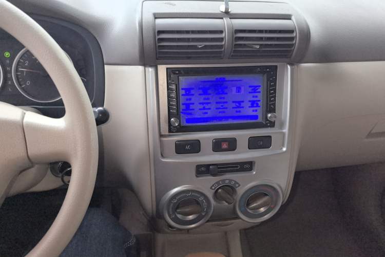 Used FAW Senya M80 2009 1.5L Automatic 7-Seater Luxury Version