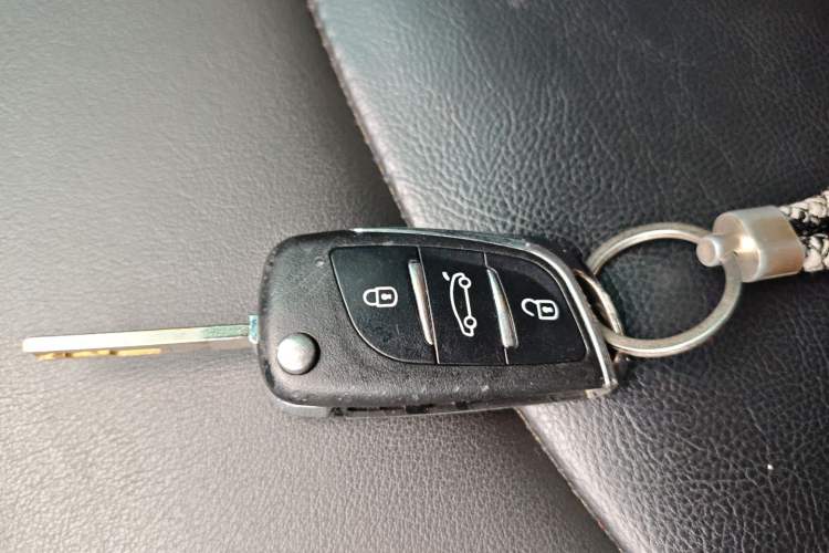 Used Buick Verano 2019 Sedan 20T Dual-Clutch Leading Model
