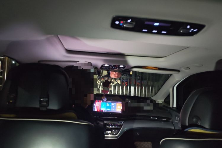 Used Roewe iMAX8 2021 400TGI Supreme Series Lu Zun Edition