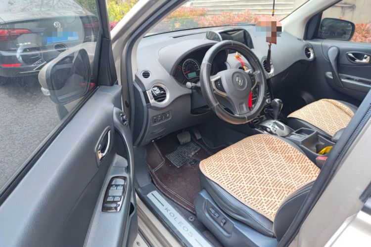 Used Renault Koleos 2015 2.5L Two-Wheel Drive Comfort Edition Driver Seat