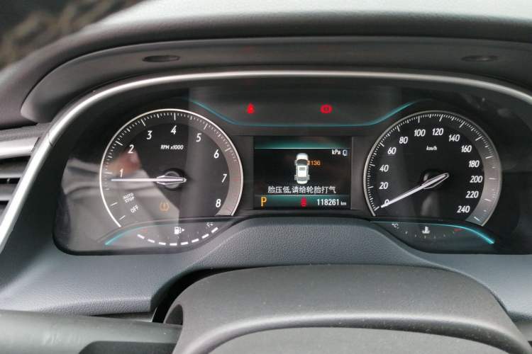 Used Buick GT 2018 18T Automatic Elite Model Instrument Cluster