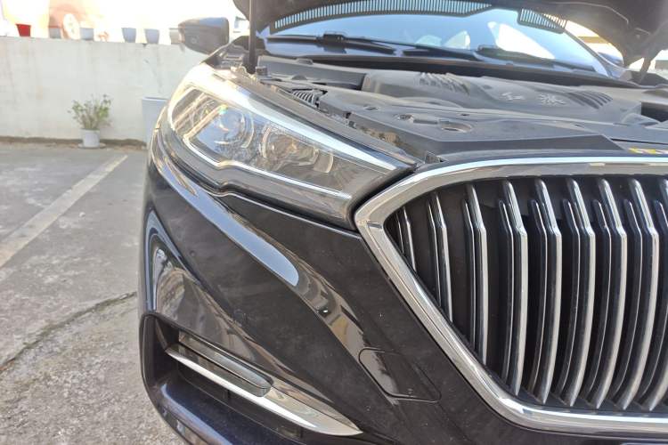 Used Hongqi H5 2018 30TD Smart Connect Dynamic Edition Right Front Headlight