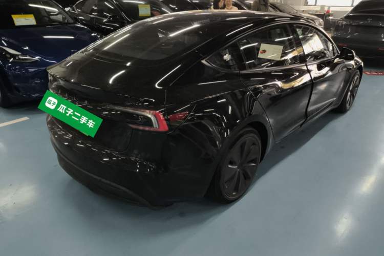 Used Tesla Model 3 2023 Rear-Wheel-Drive Version