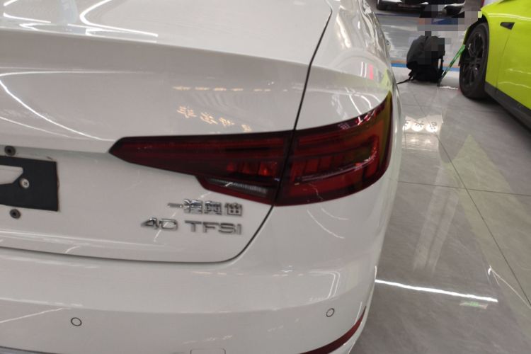 Used Audi A4L 2019 40 TFSI Ambition Version China V Right Rear Taillight