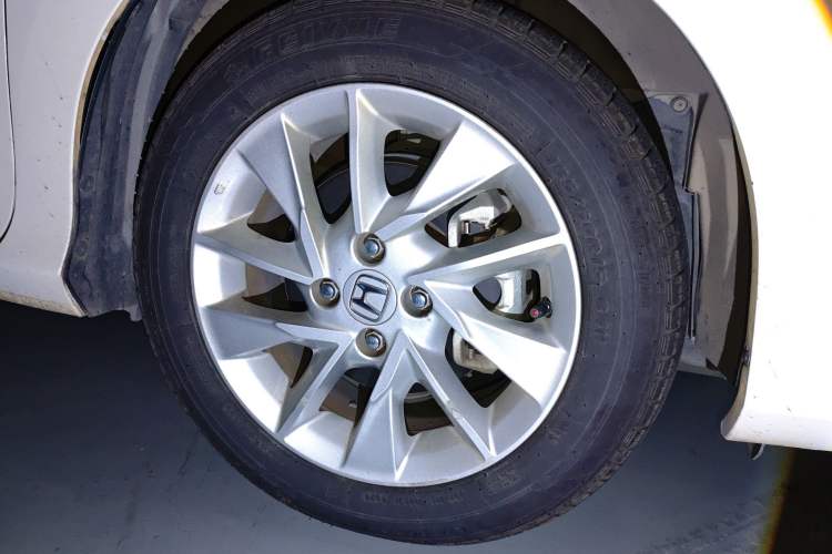 Used Honda Gienia 2017 1.5L CVT Comfort Version
