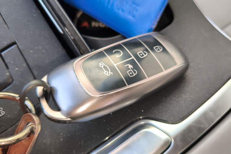 Used AION V 2021 Plus 70 Smart Technology Edition Lithium Iron Phosphate Vehicle Key