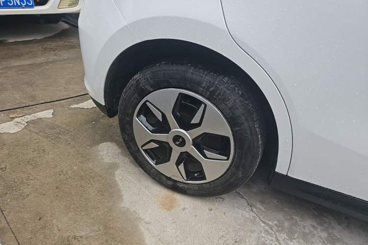 Used JAC Yiwei 3 2024 Zhi'ai Edition 330km Lite