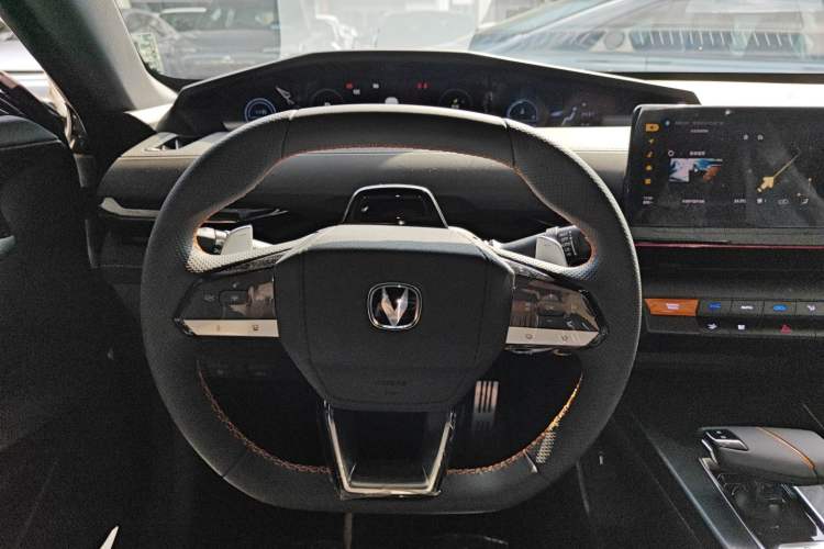 Used CHANGAN UNI-V 2024 1.5T Prestige Sport Edition
