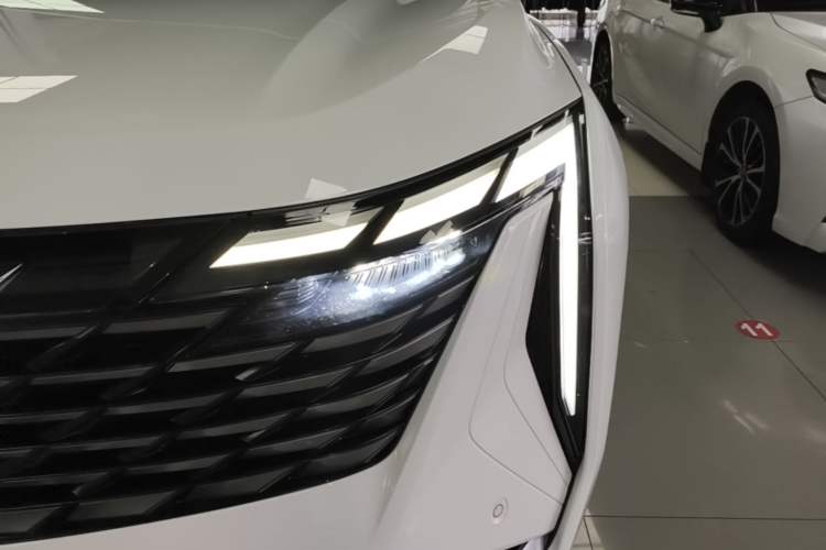 Used Geely Auto FX11 2023 1.5TD DCT Prestige Edition
