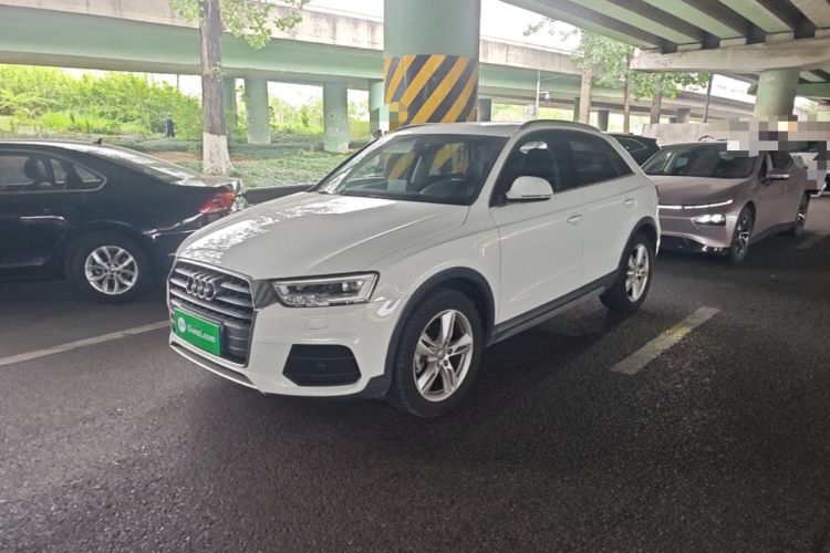 Used Audi Q3 2018 30th Anniversary Edition 30 TFSI Style Model Guazi used car, China used car export, Used car for sale, Used cars, Cheapest cars for sale