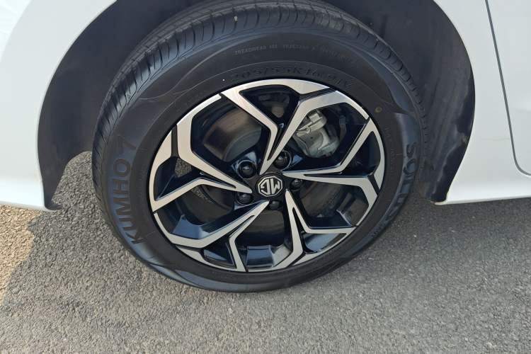 Used MG 5 2023 180 DVVT CVT Fashion Edition