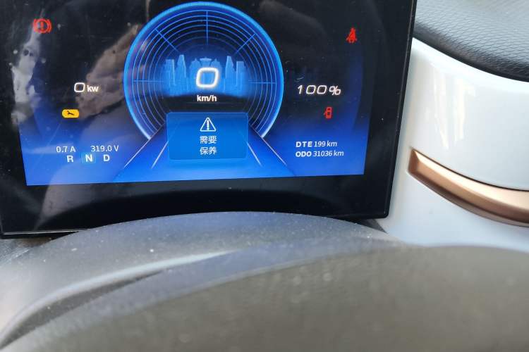 Used Dongfeng NAMMI BOX 2022 Revised Light Wind Edition 201 km Standard Version
