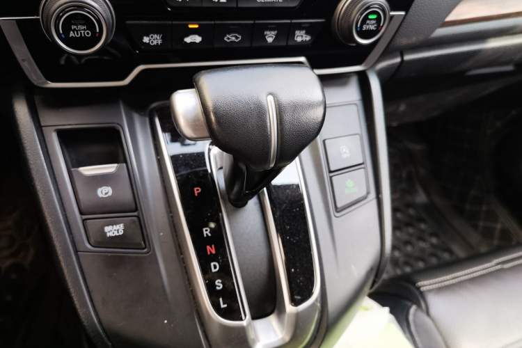 Used Honda CR-V 2021 240TURBO CVT 2WD Fashion Edition
