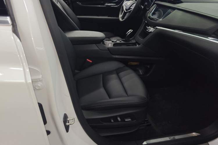 Used Cadillac XT5 2021 28T Four-Wheel Drive Luxury Version